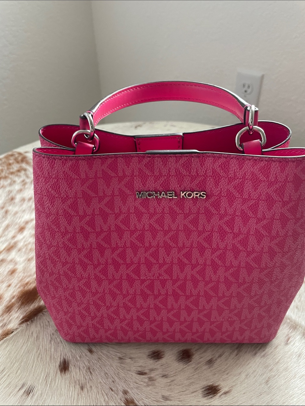 Michael Kors Hot Pink Signature Satchel